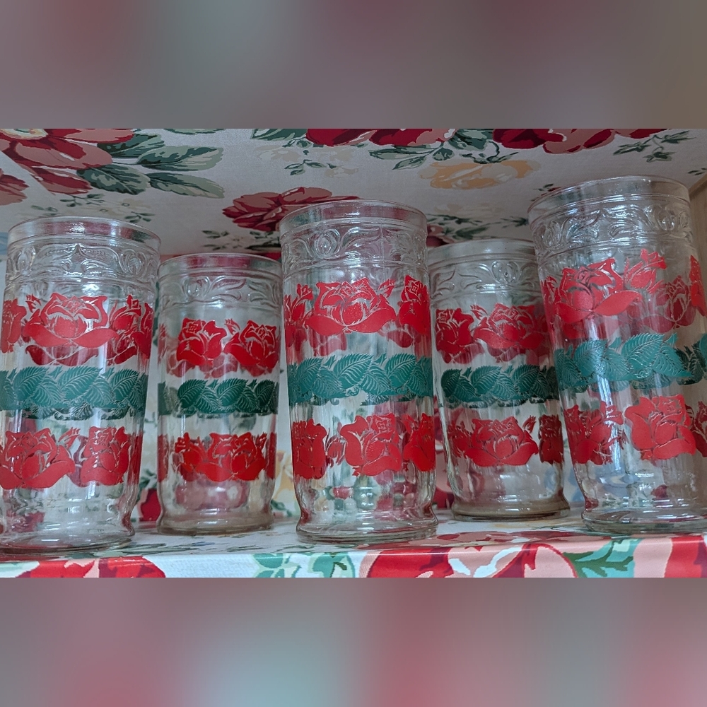CLEARANCE Vintage floral thick glasses 12 oz. (5) FIRM
